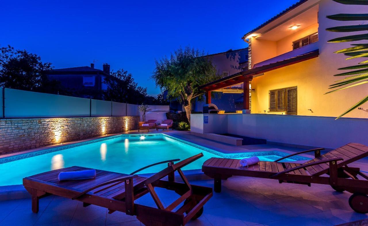 Holiday Home Villa Pula Ruang foto
